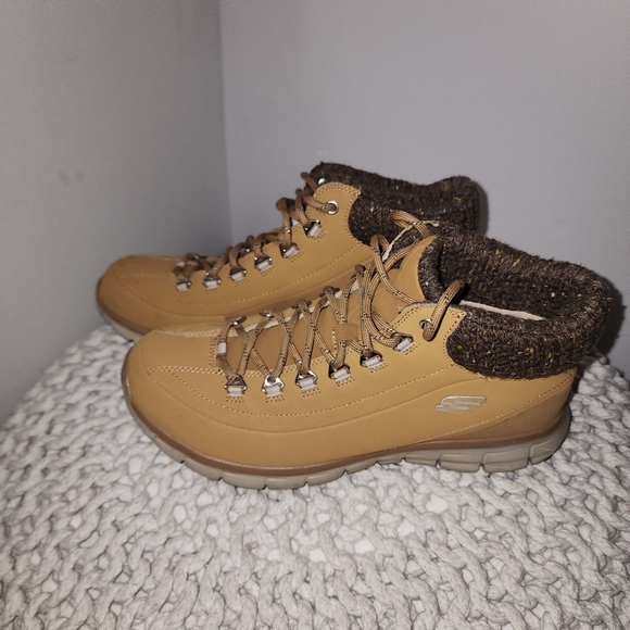 Skechers Trekker Boot - Winter Nights Wheat - Picture 4 of 6
